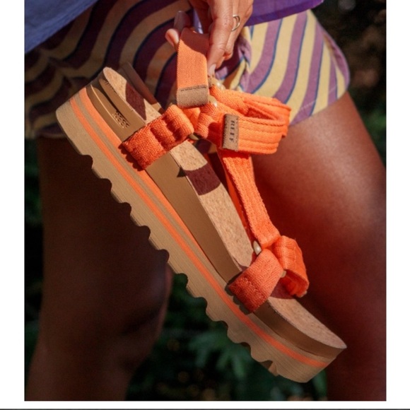 IN SEARCH OF!!!! Size 9 color Tangerine - Picture 1 of 1